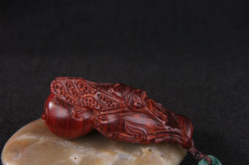 Gourd lobular rosewood handle